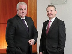 PEYE 100114KB2_100-1